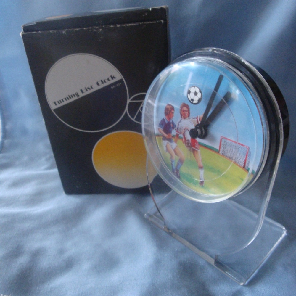 Vintage Sports Clock Novelty Turning Disc Soccer w Box